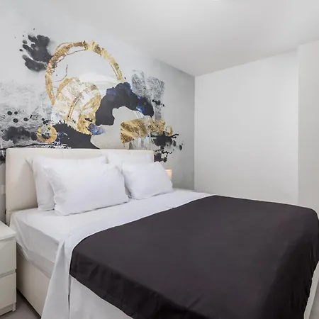 Mar Apartment