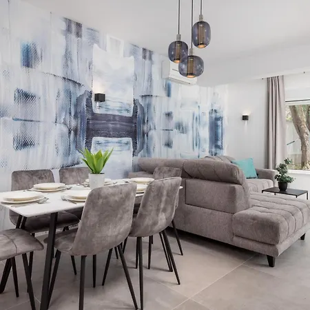 Mar Apartment Selce