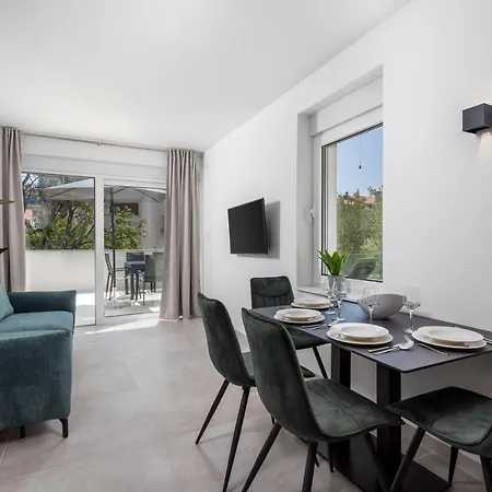 Apartment Mar
