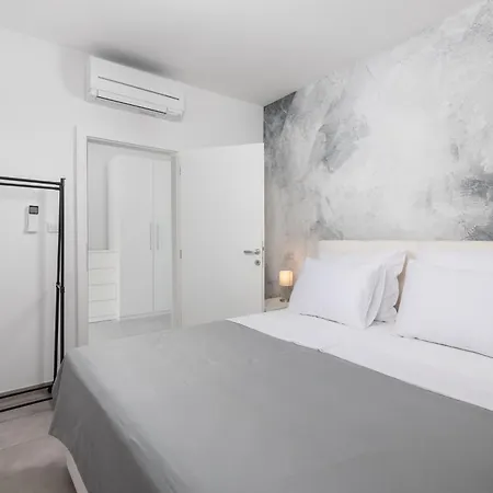 Mar Apartment