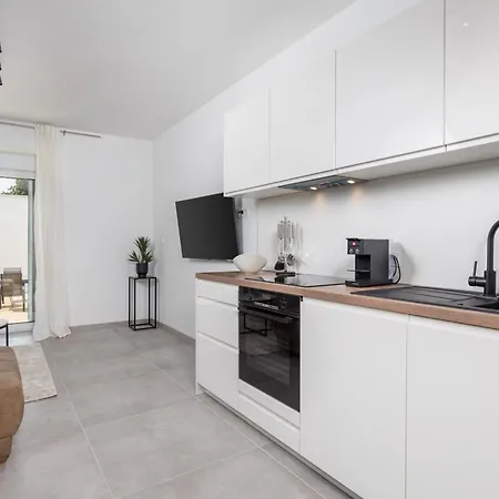 Mar Apartment