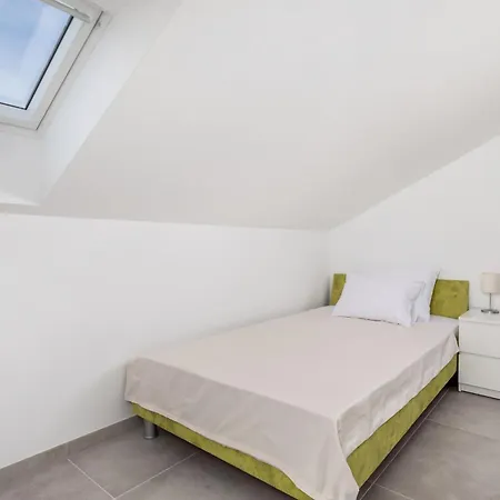 Mar Apartment *